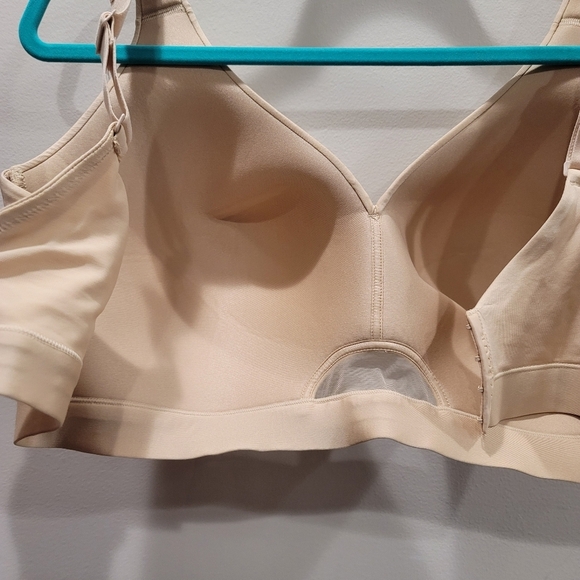 Cacique Nude Lightly Lined No-Wire Bra - Sz 40H US - Picture 5 of 9